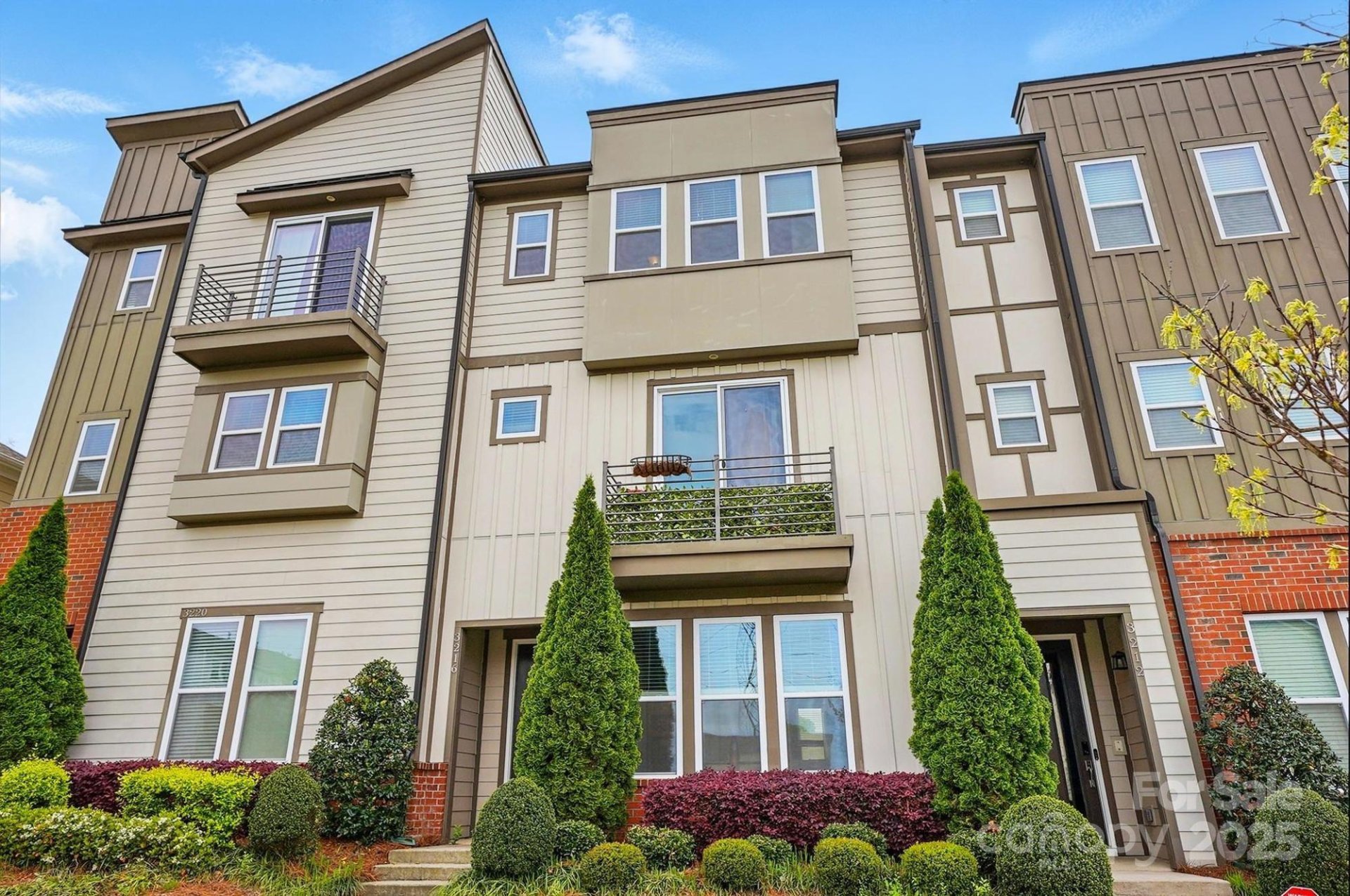 3216 Moss Lane