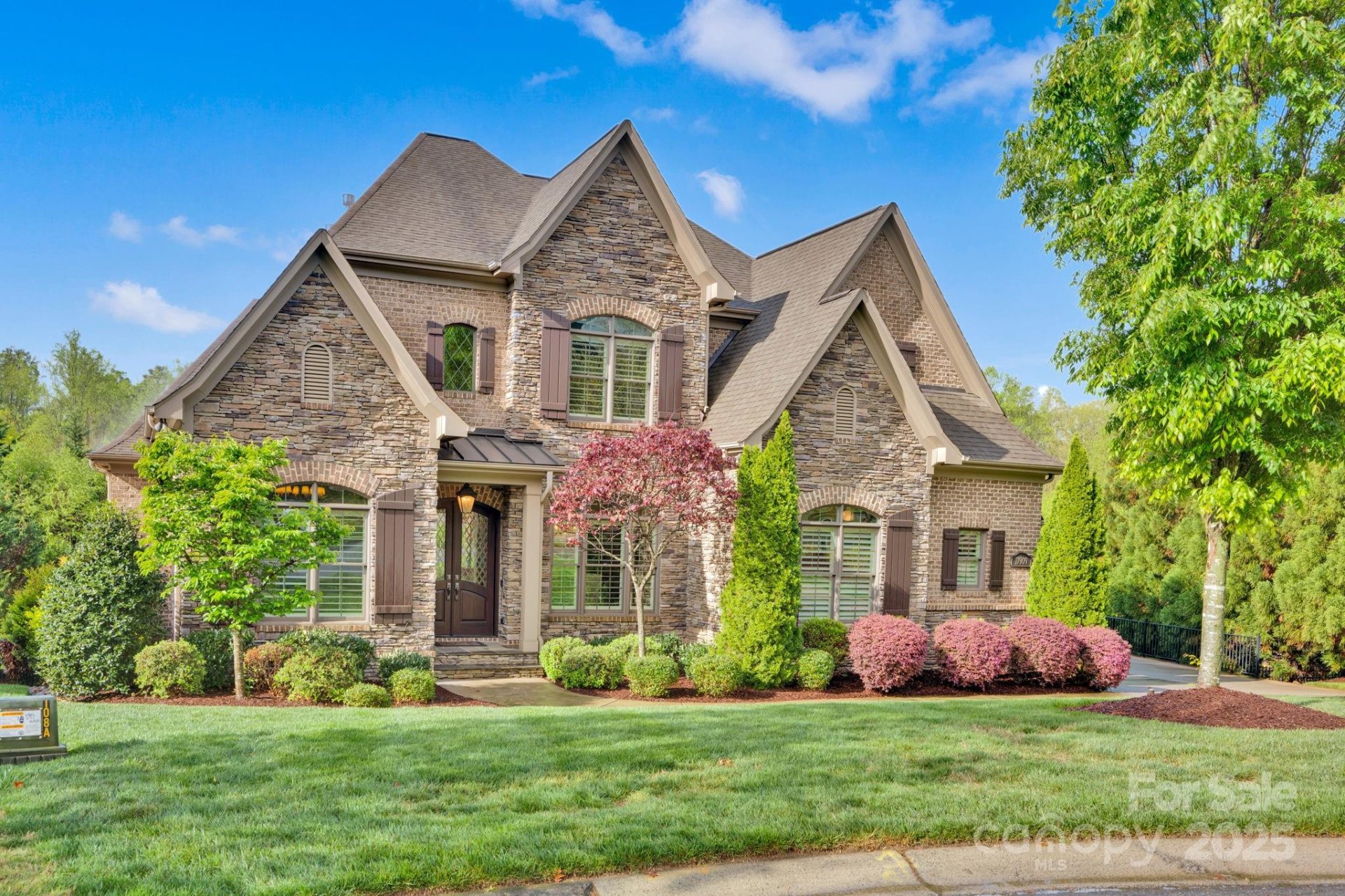 Property image 1 at 17909 Golden Meadow Court, Davidson, NC 28036