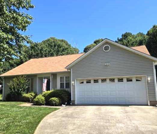 Keever Estates, Stanley Community