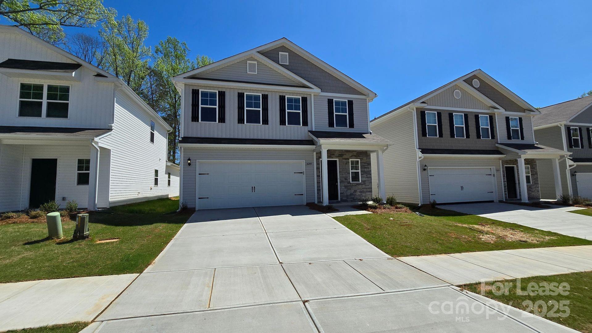 Property image 1 at 8209 Stonemere Lane, Charlotte, NC 28215