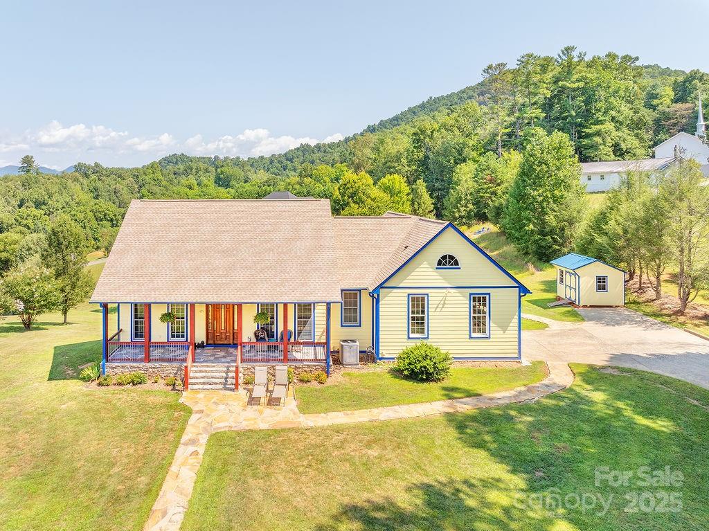 Property image 2 at 125 Ivy Meadows Drive, Weaverville, NC 28787