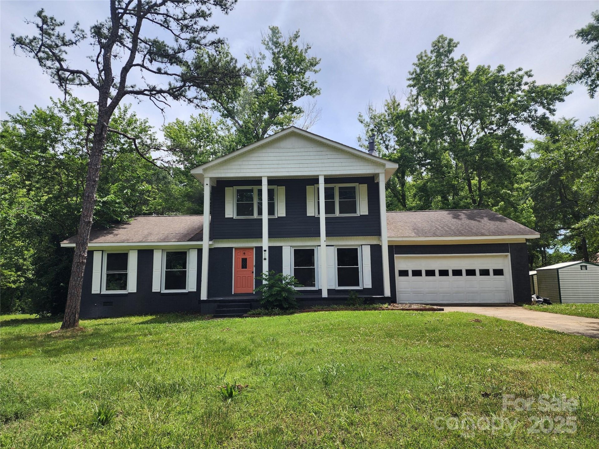 Matthews Estates, Rock Hill Community