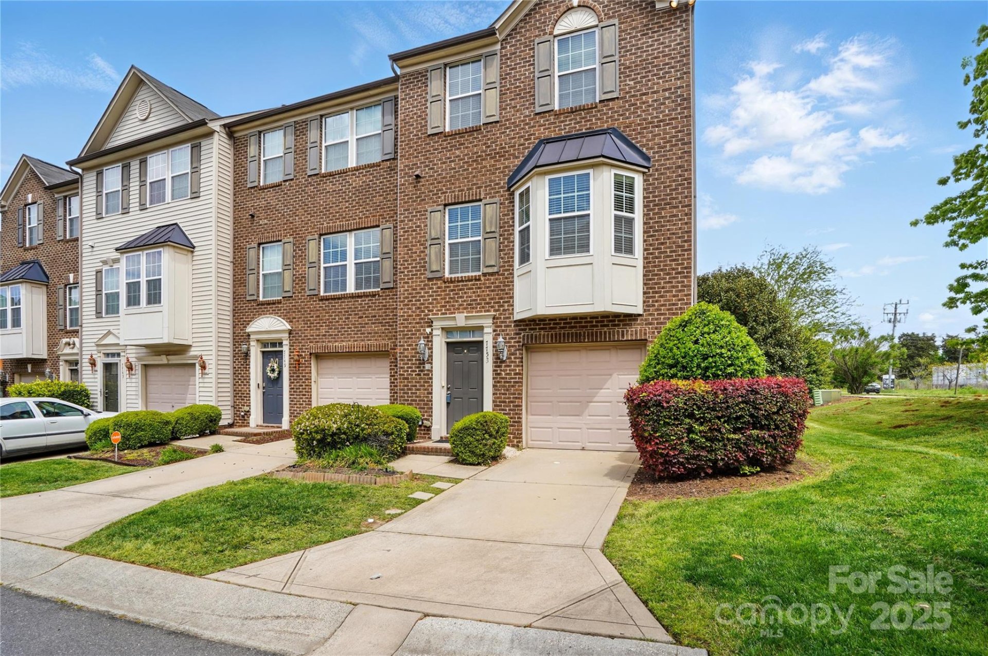 Ayrsley Townhomes, Charlotte Community