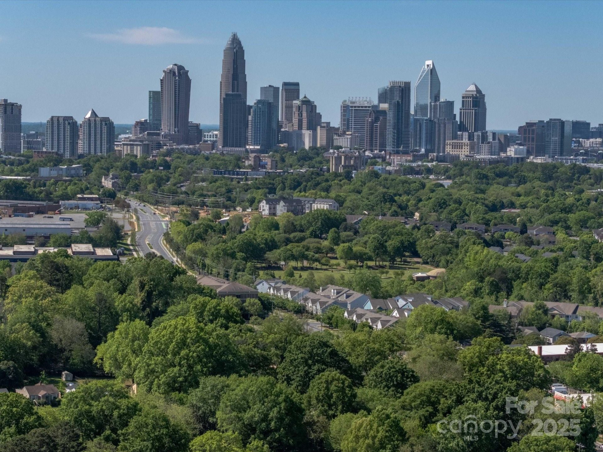Property image 4 at 1142 Mona Drive, Charlotte, NC 28206