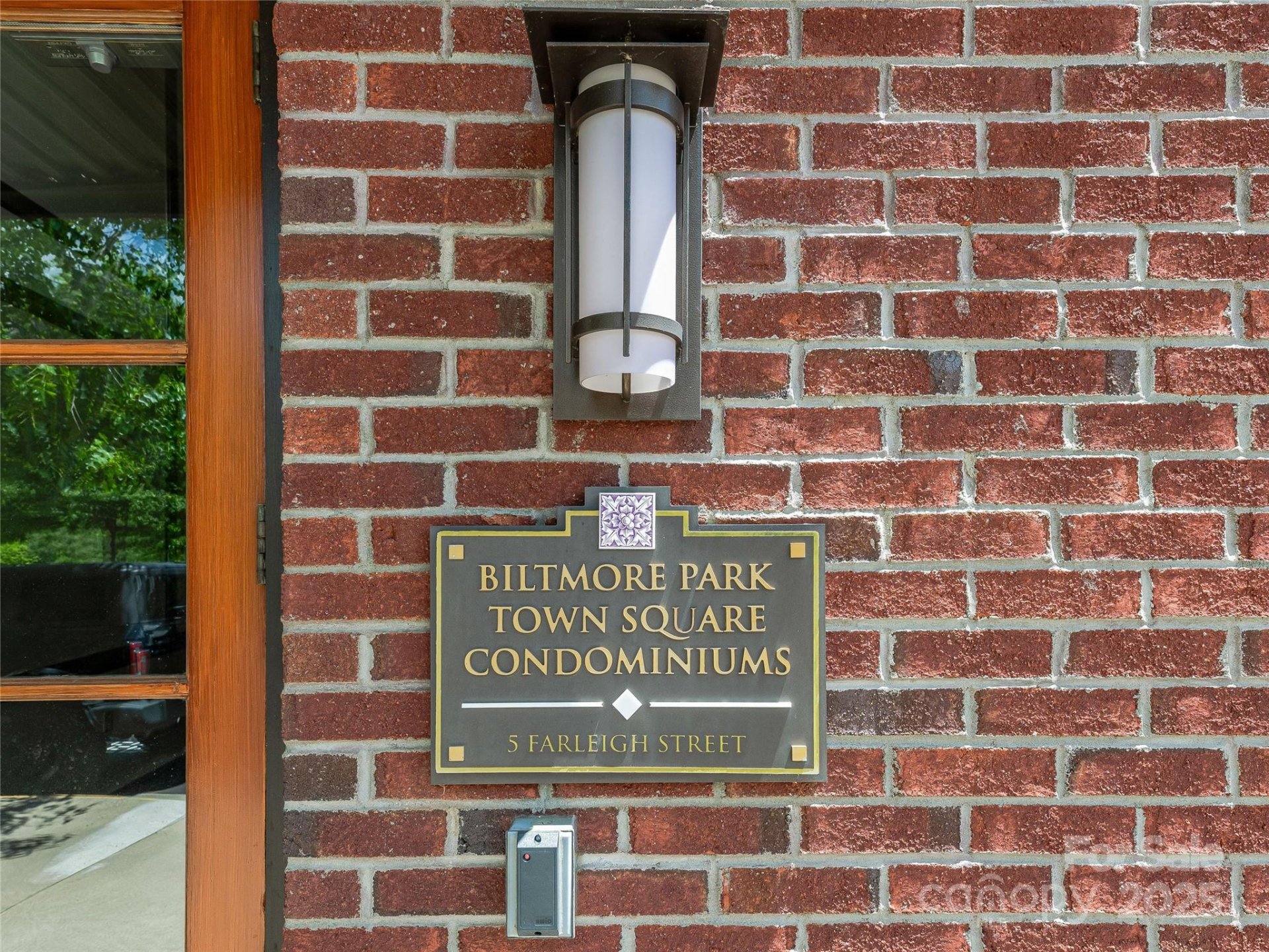 Property image 3 at 5 Farleigh Street, Asheville, NC 28803