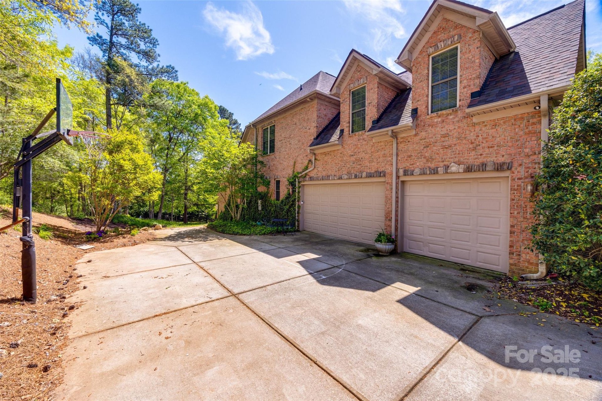 Property image 5 at 364 Stone Cliff Lane, Clover, SC 29710