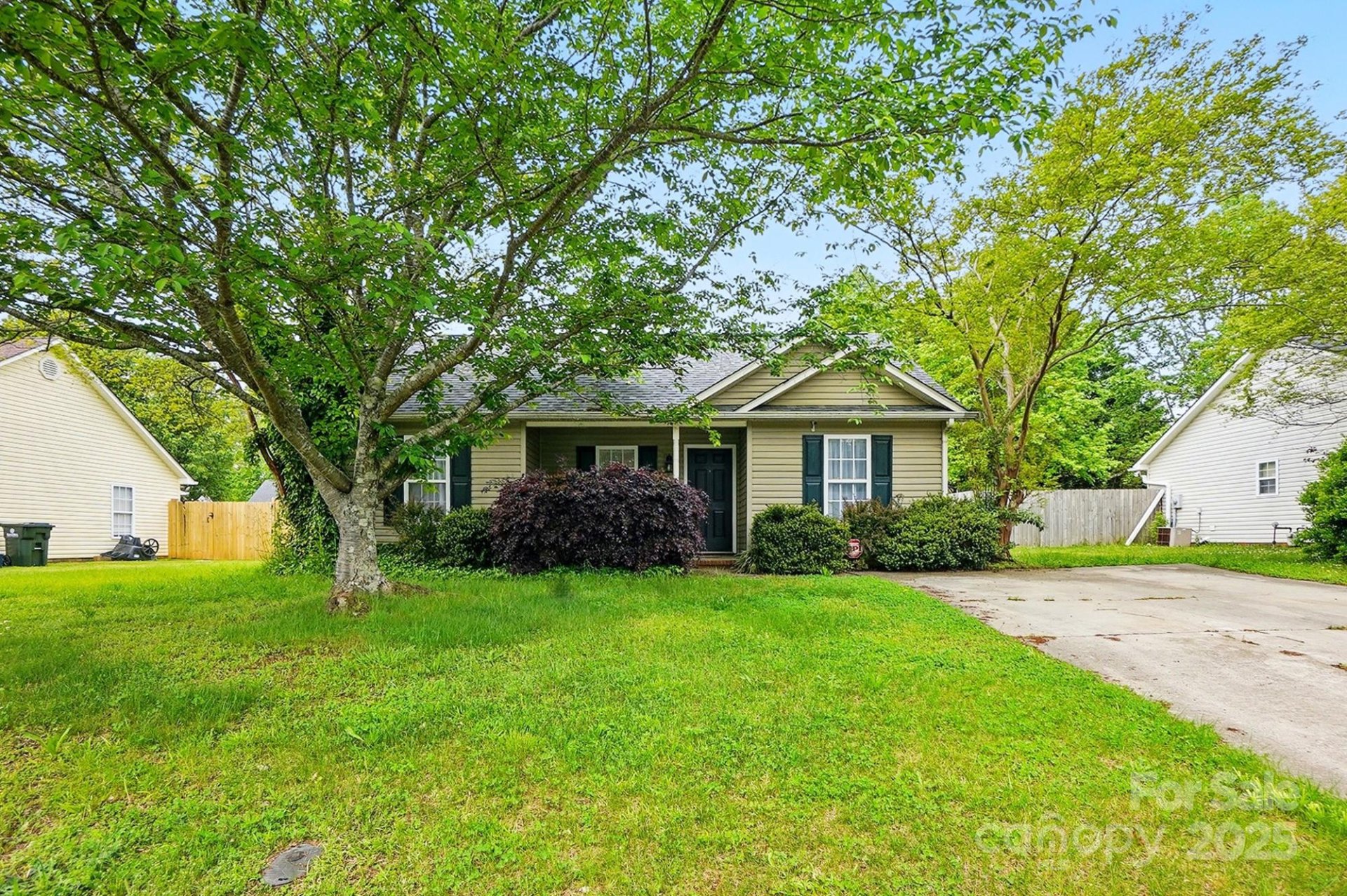 2290 Kestrel Drive