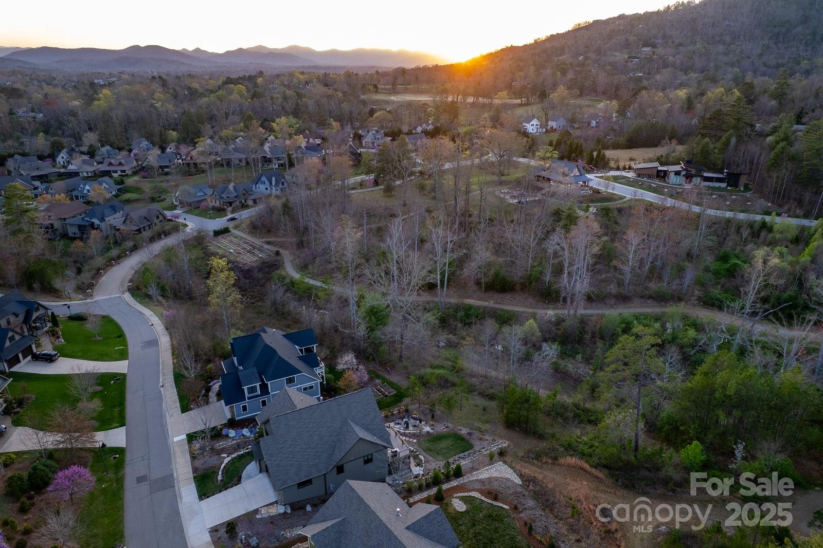 Property image 5 at 64 French Willow Drive, Asheville, NC 28804