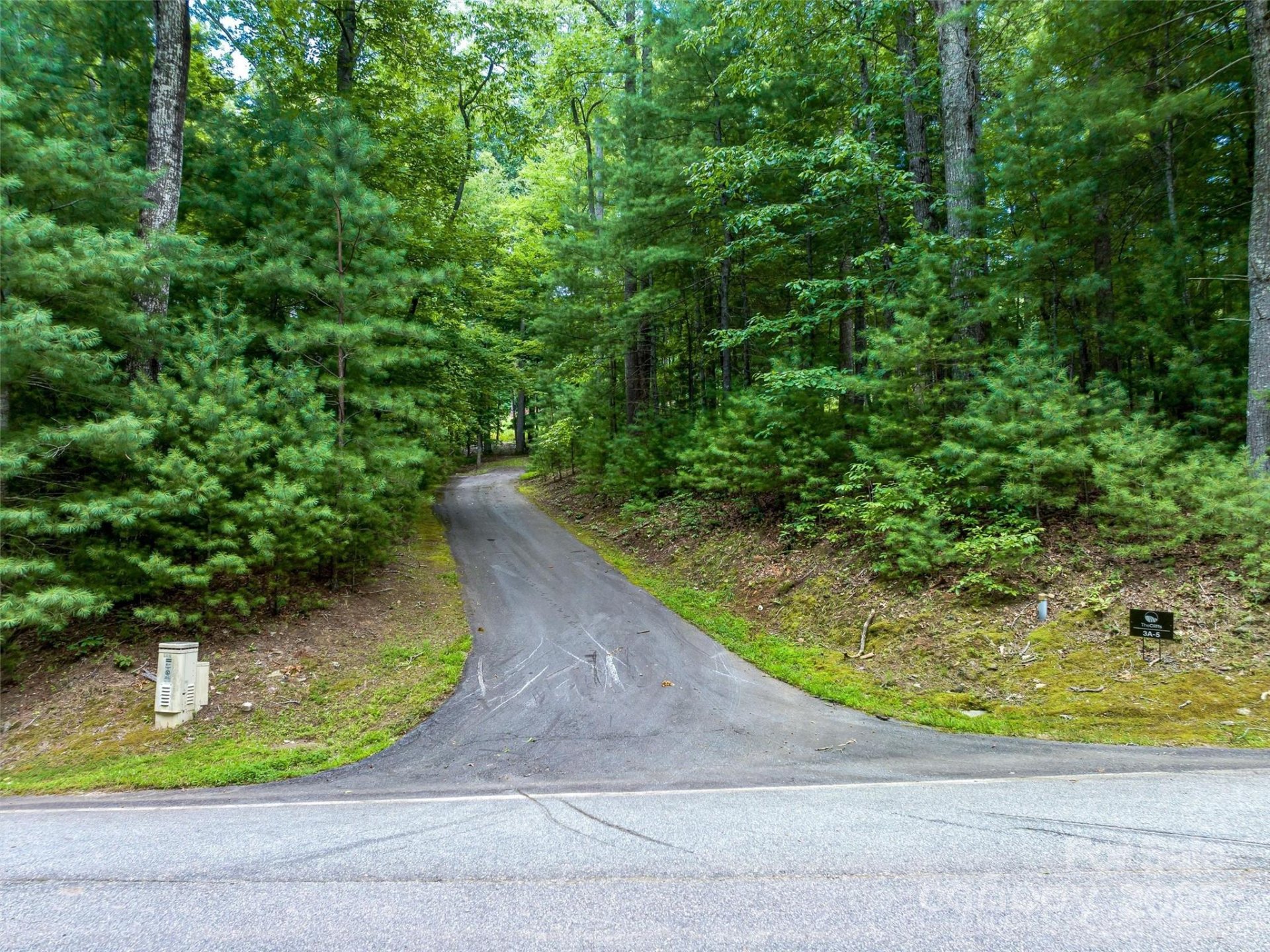 36 Dividing Ridge Trail