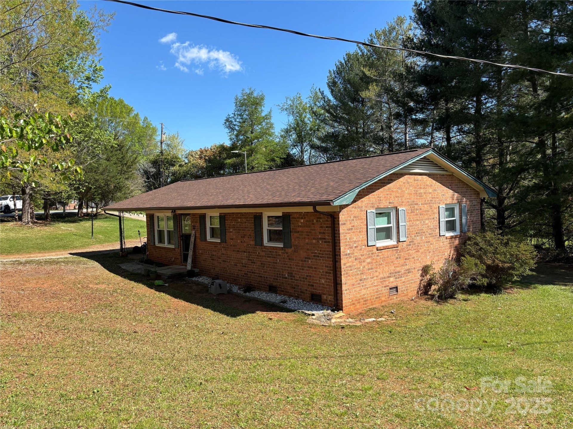 Property image 3 at 22 Heritage View Road, Hickory, NC 28601