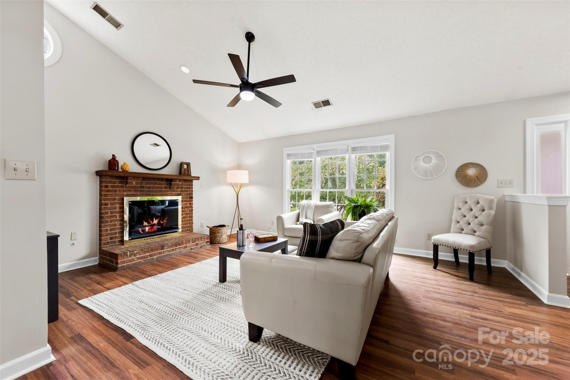 Property image 4 at 13324 Kintyre Court, Matthews, NC 28105