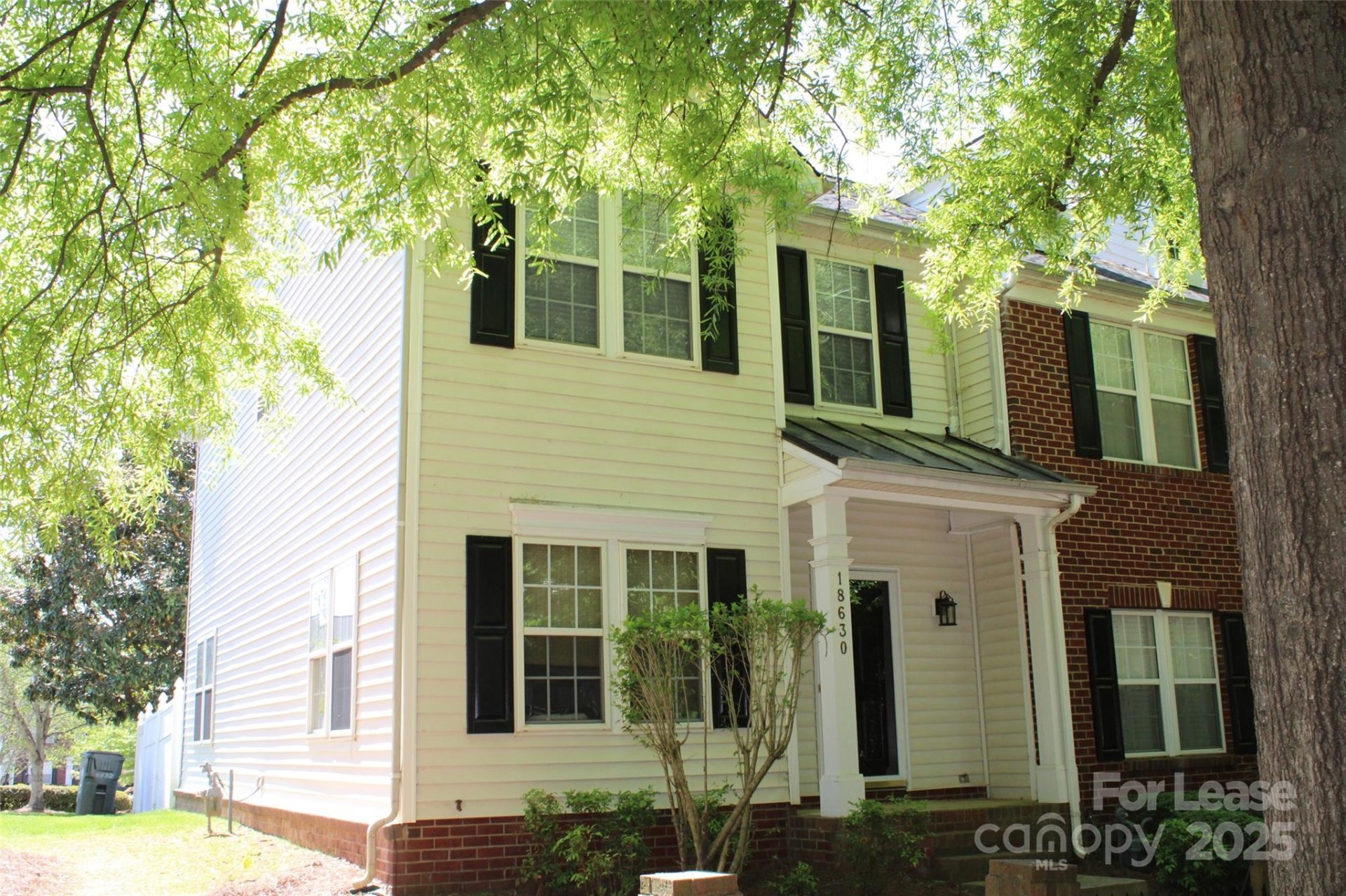 Property image 1 at 18630 Oakhurst Boulevard, Cornelius, NC 28031