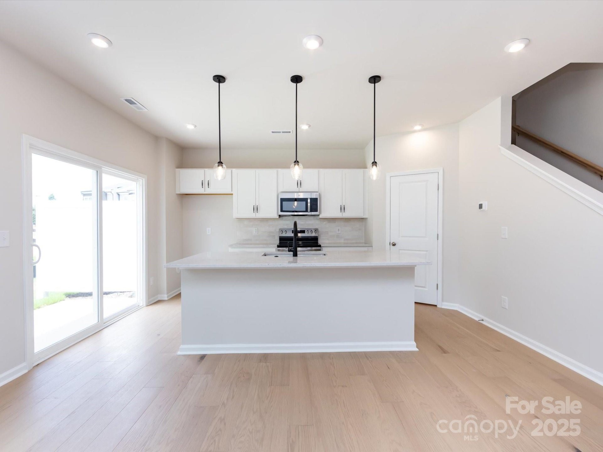 Property image 4 at 2021 Endeavor Run, Charlotte, NC 28269