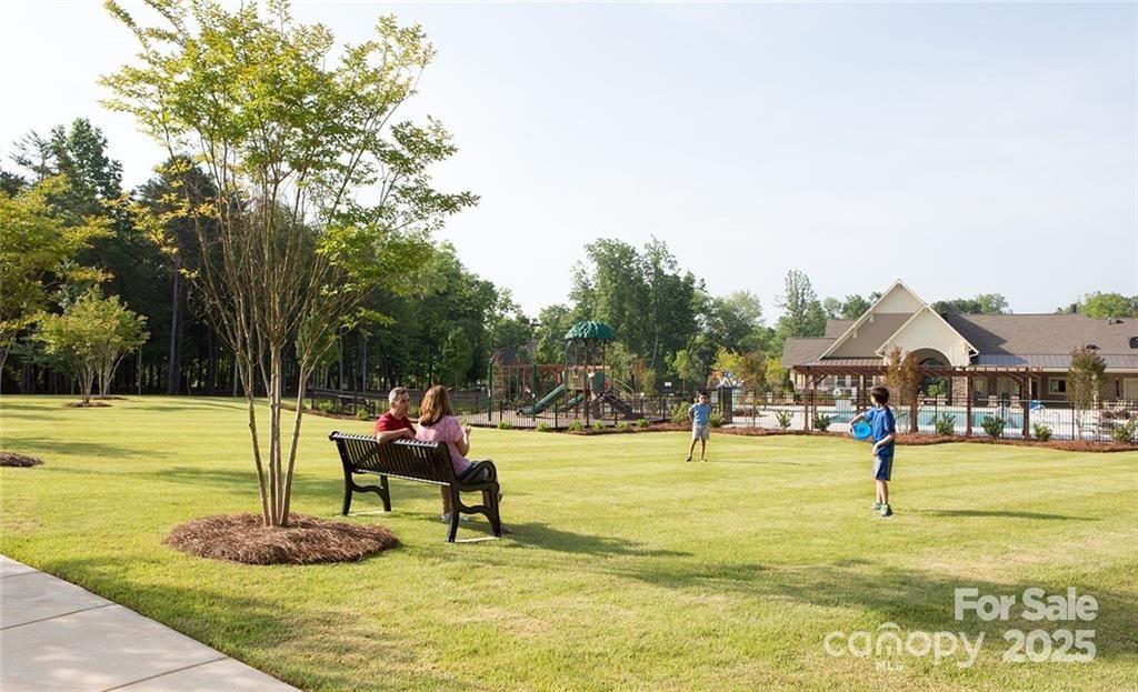 Property image 3 at 11717 Egrets Point Drive, Charlotte, NC 28278