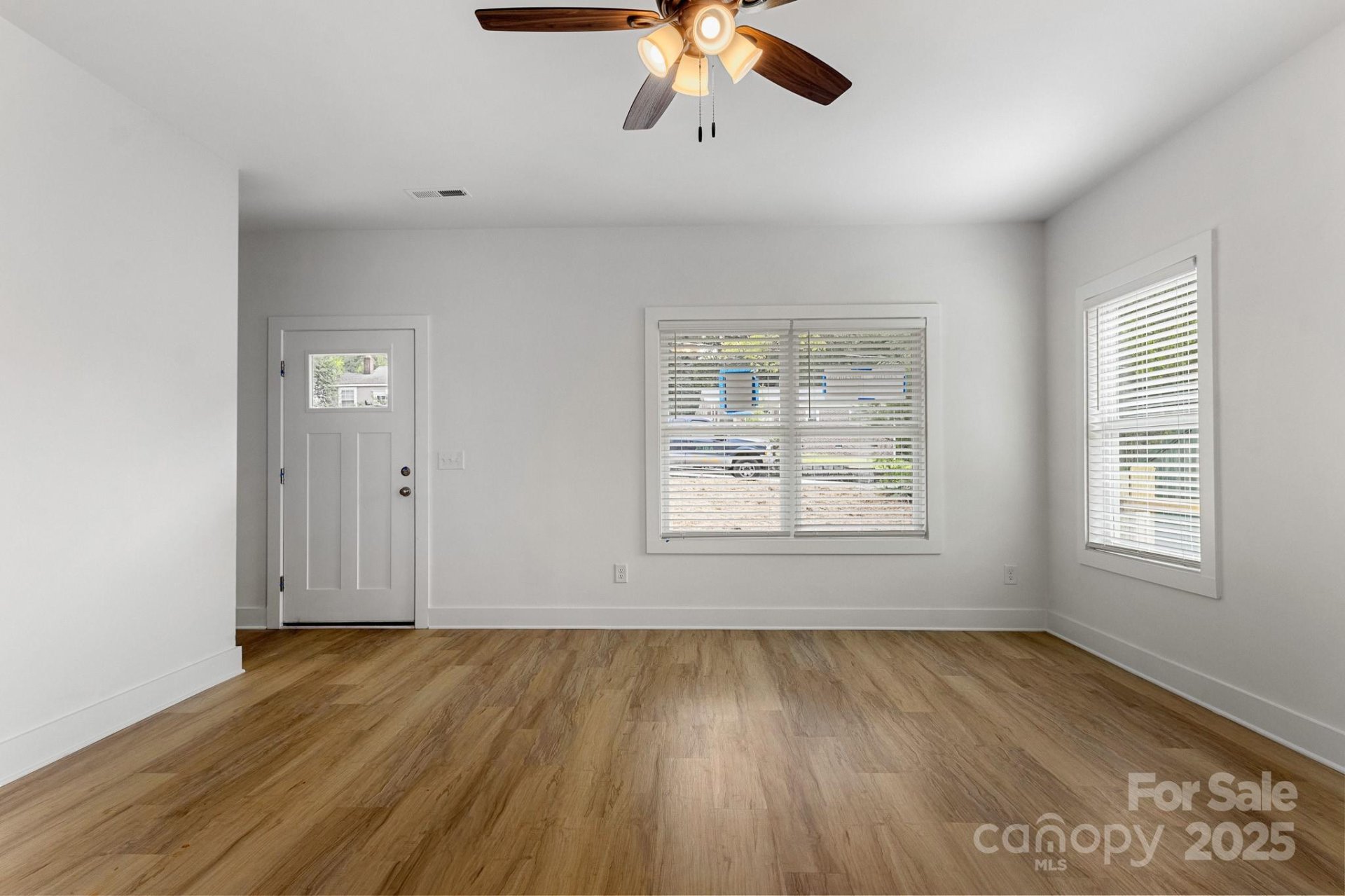 Property image 3 at 530 Gantt Street, Mooresville, NC 28115