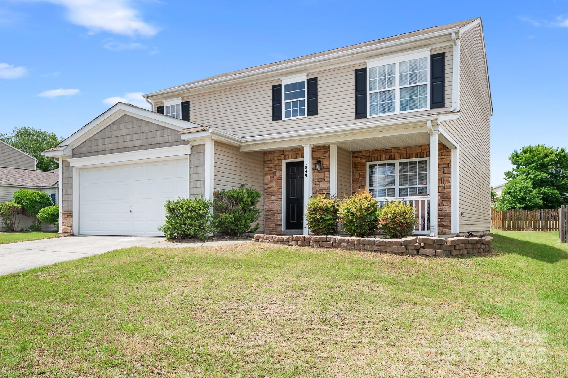 Property image 2 at 1849 Meadow Crossing Drive, Huntersville, NC 28078