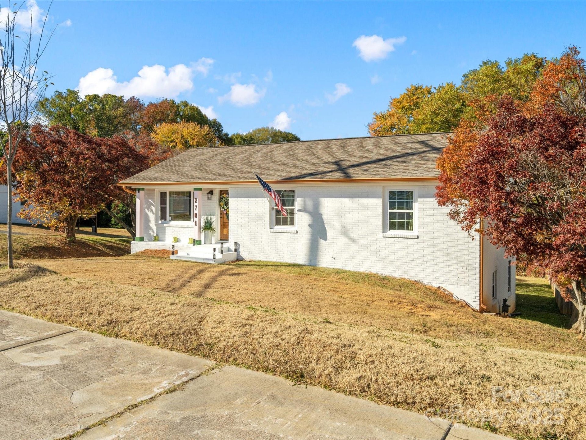 Property image 4 at 2701 Old North Sharon Amity Road, Charlotte, NC 28205
