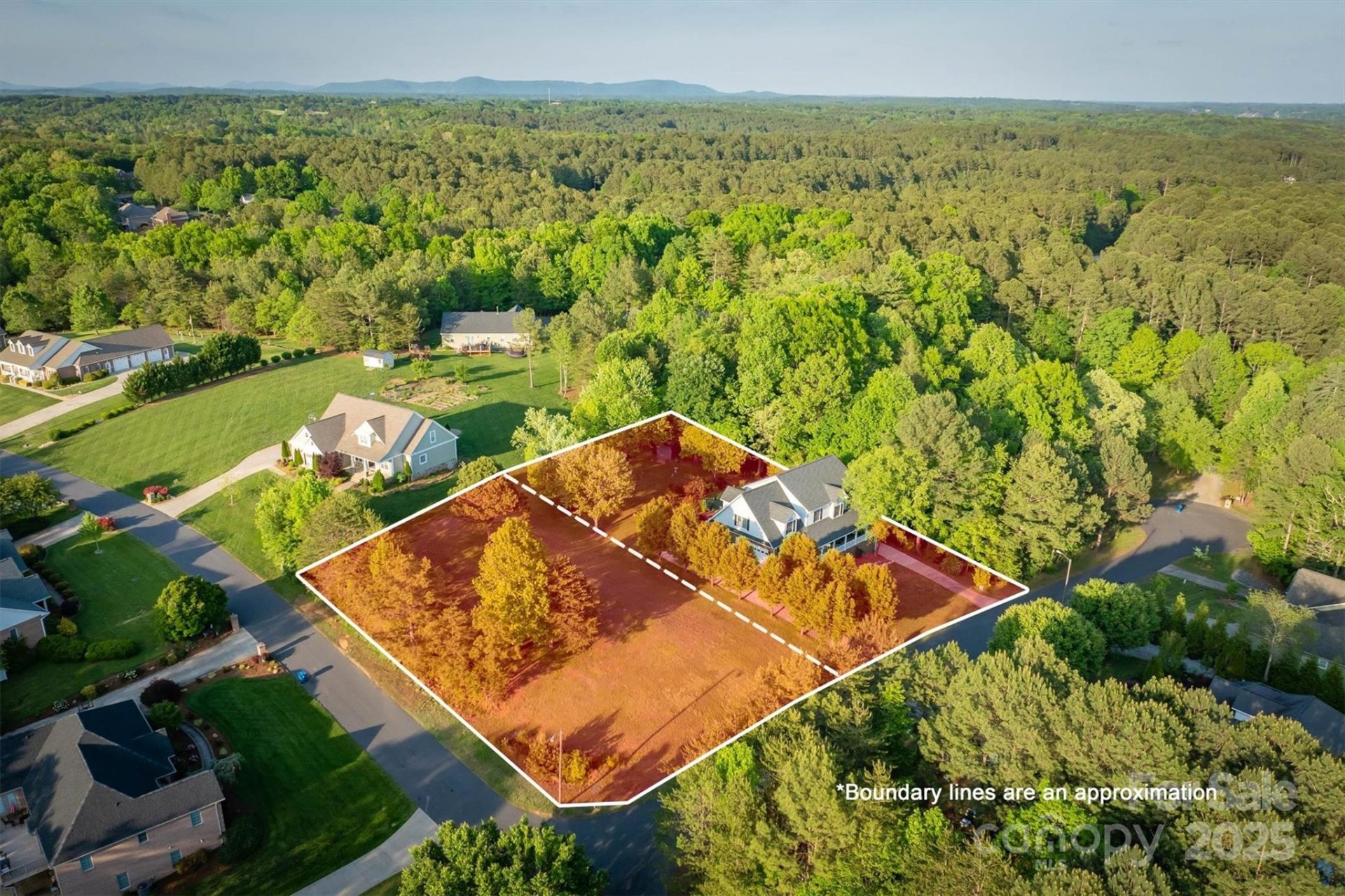 Property image 3 at 3 Kensington Court, Granite Falls, NC 28630