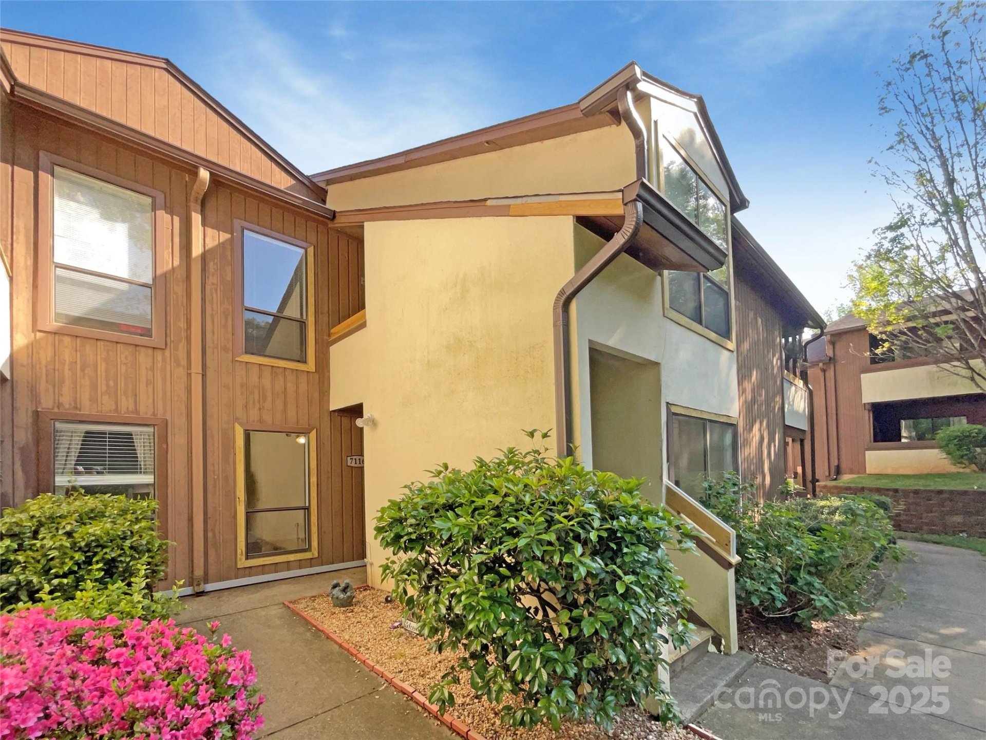 7116 Winery Lane