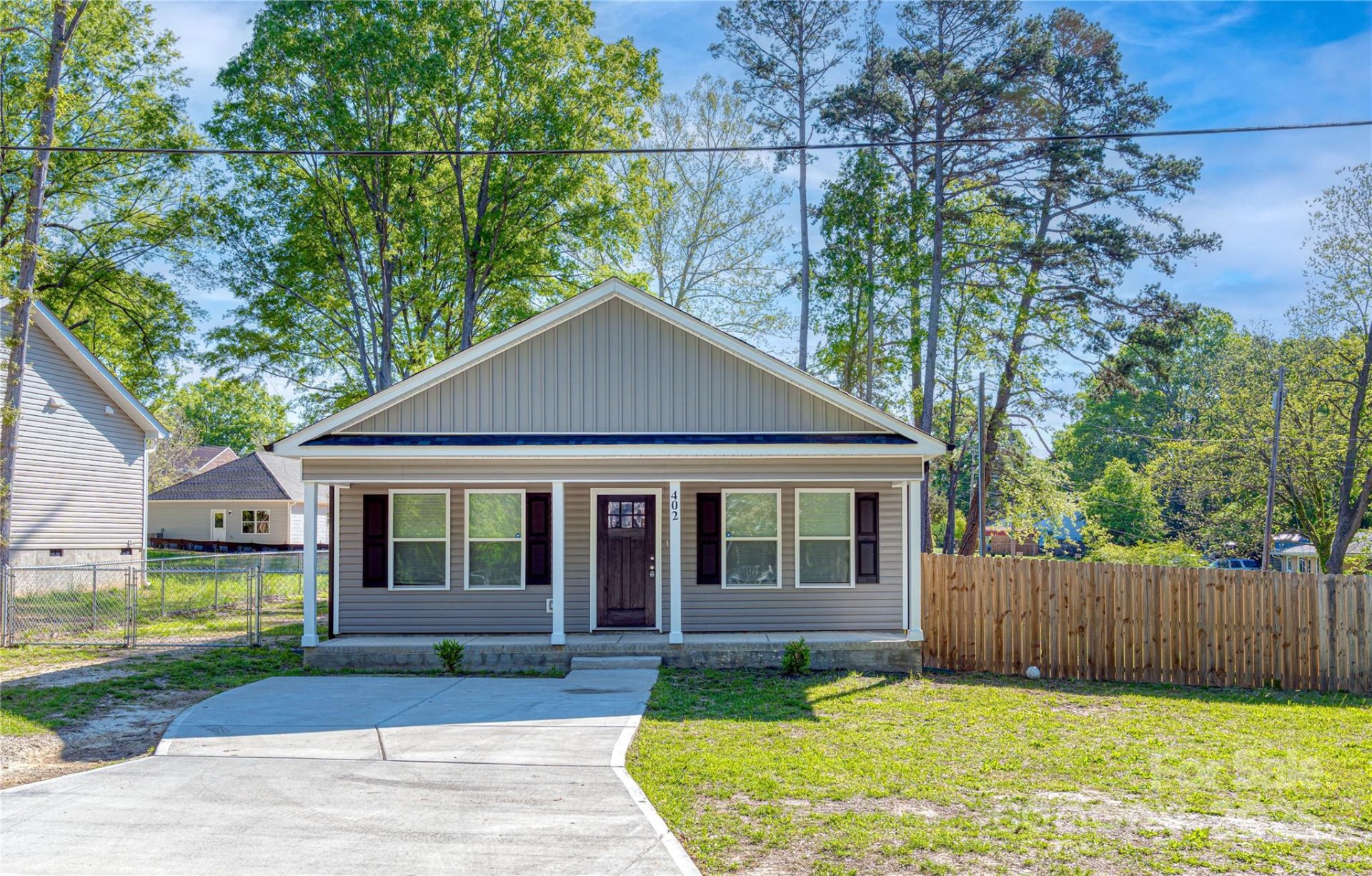 Property image 1 at 402 Digh Street, Gastonia, NC 28052