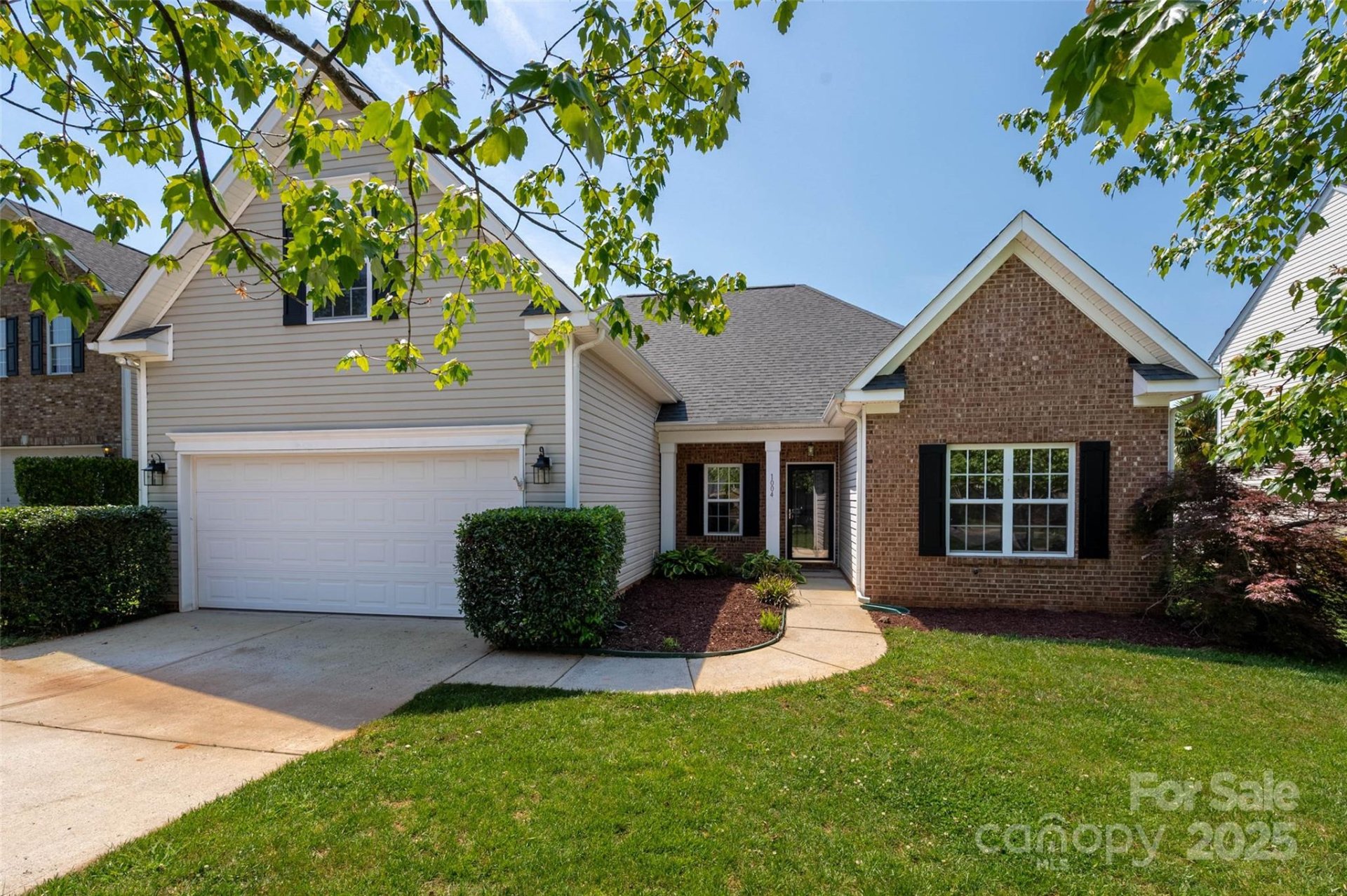 1004 Toquima Trail
