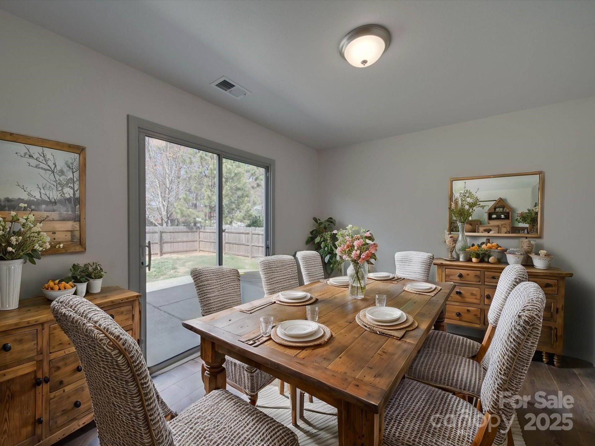 Property image 3 at 4018 Larkhaven Village Drive, Charlotte, NC 28215