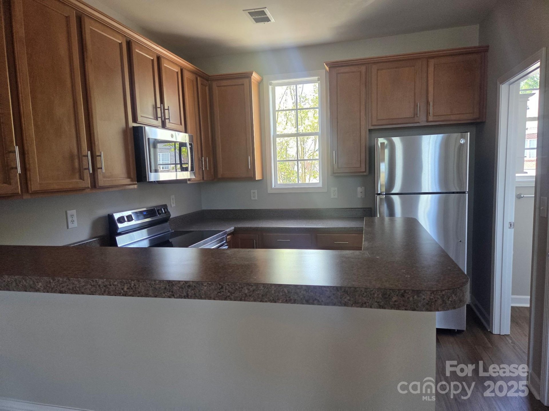 Property image 3 at 112 Town Center Drive, Mooresville, NC 28117