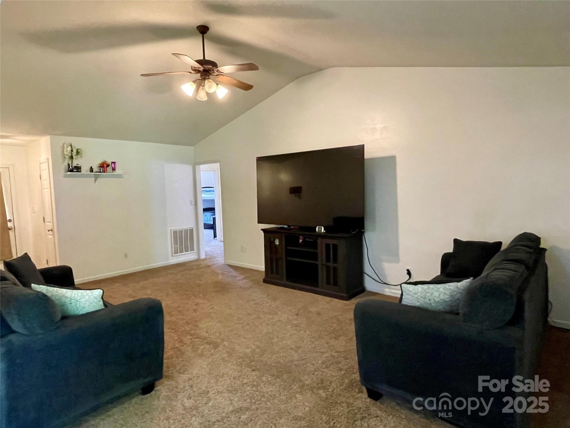 Property image 5 at 5065 Gateway Drive, Claremont, NC 28610