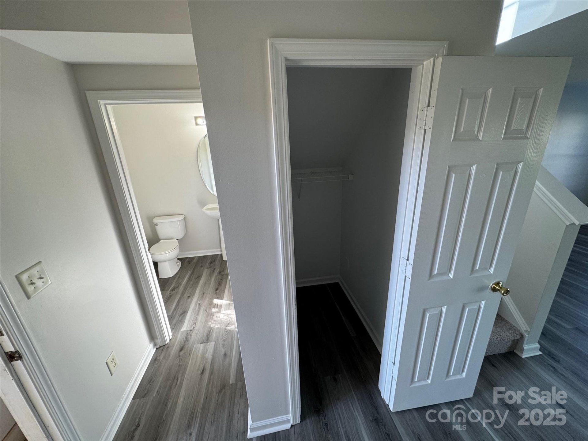 Property image 4 at 2815 Cartesian Drive, Charlotte, NC 28214