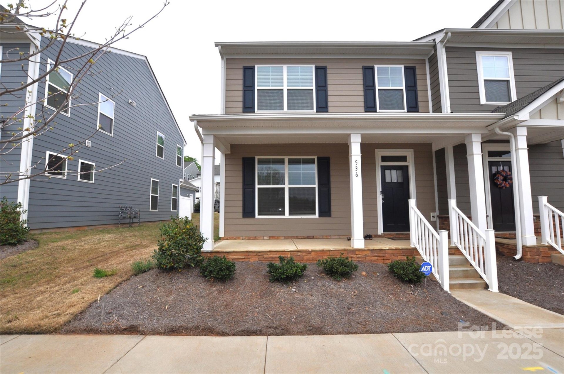 536 Laurel Walk Lane