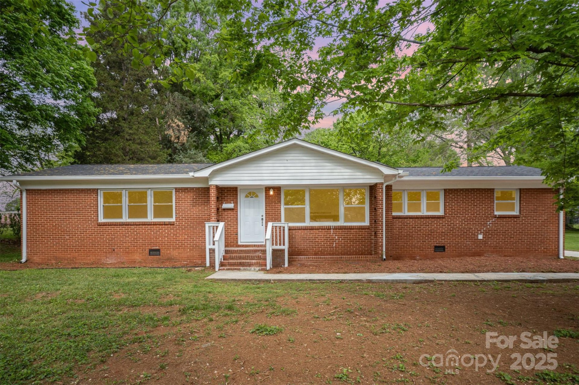 Property image 1 at 4921 Churchill Drive, Charlotte, NC 28269