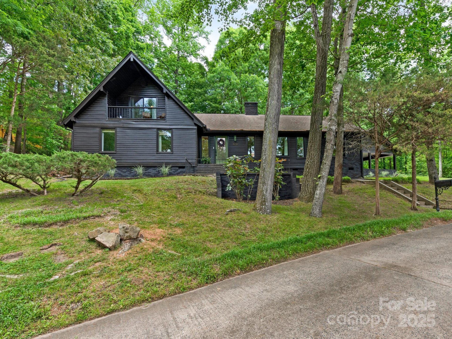 3232 Johnny Cake Lane