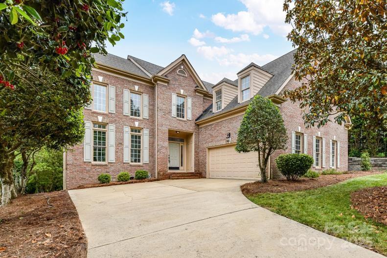 8921 Magnolia Heights Court