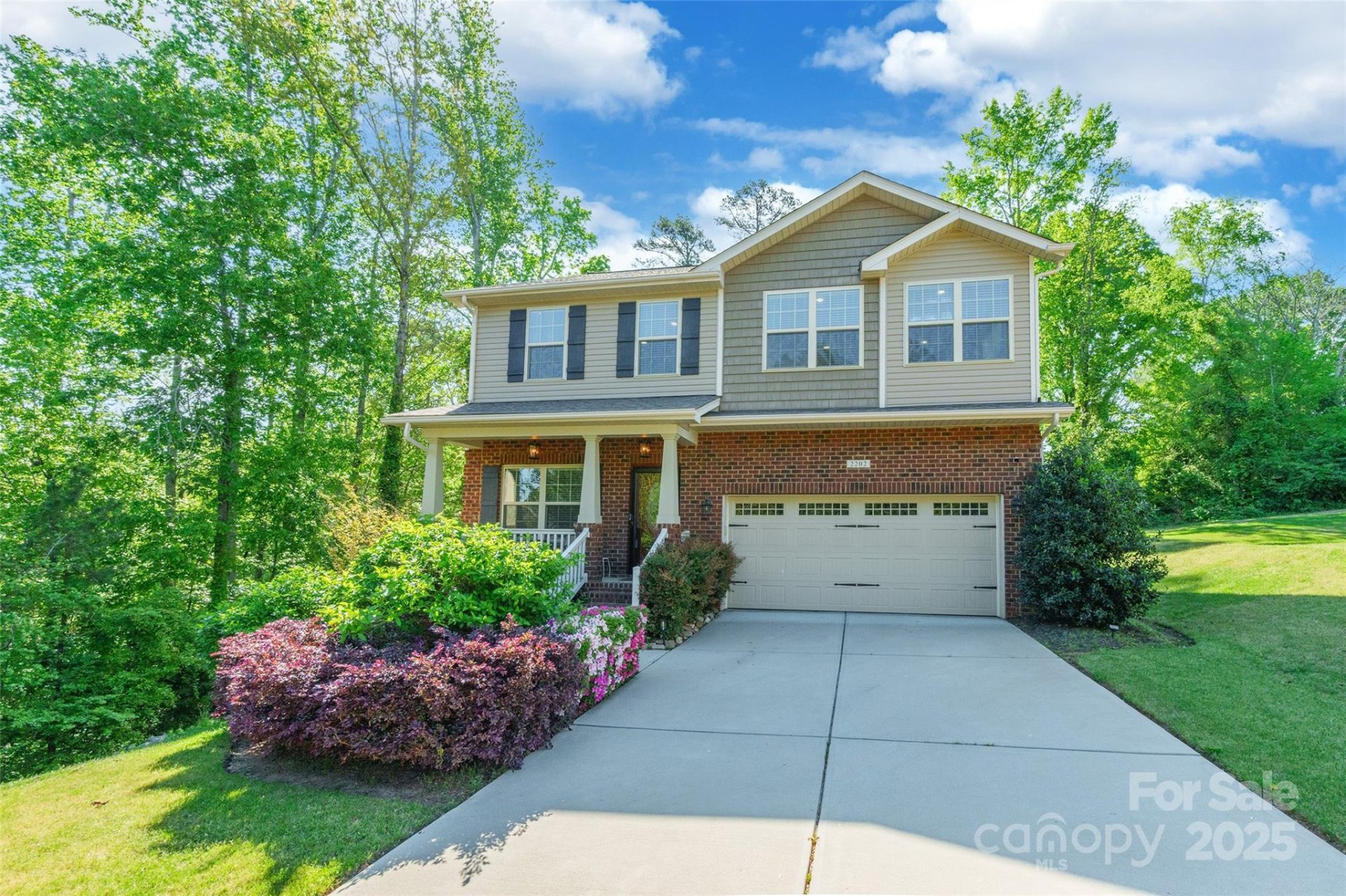 2202 Chickasaw Loop