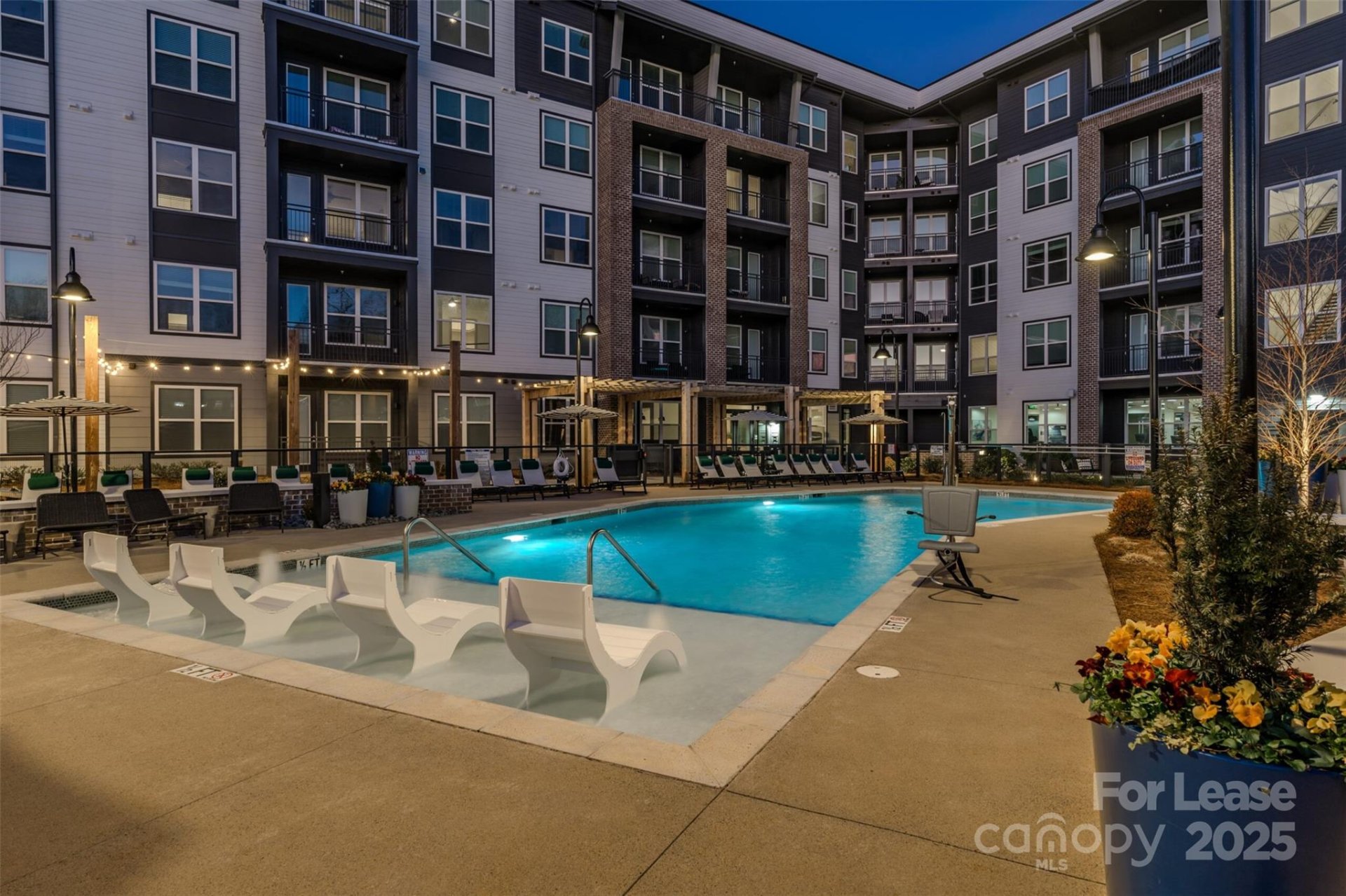 Property at 9821 Research Drive, Charlotte, NC 28262