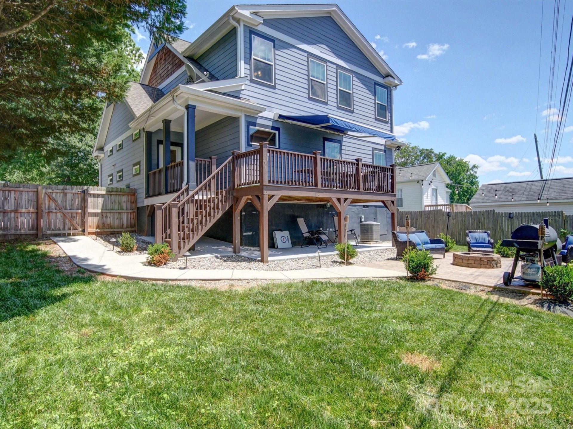 Property image 3 at 1421 Lyon Court, Charlotte, NC 28205