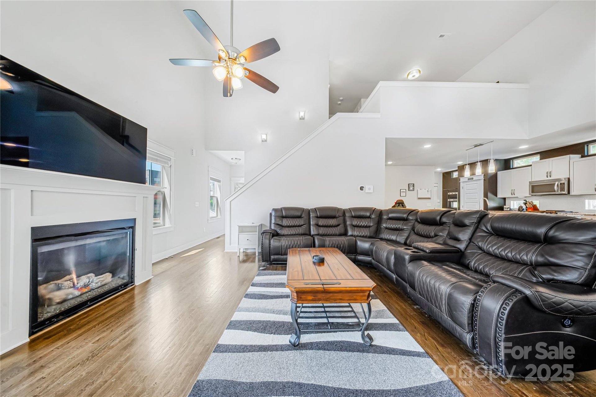 Property image 5 at 1421 Lyon Court, Charlotte, NC 28205