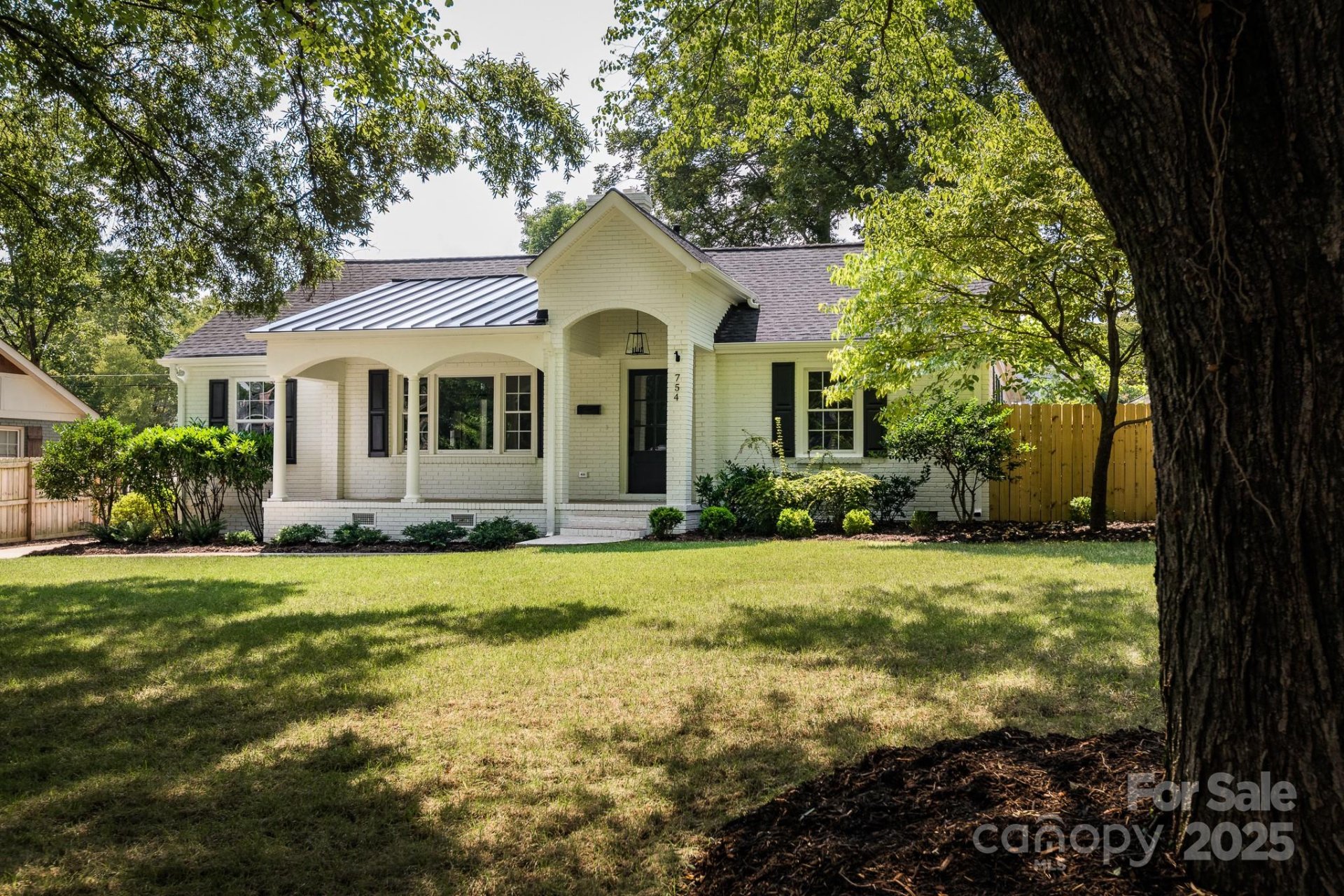 Property image 1 at 754 Wriston Place, Charlotte, NC 28209