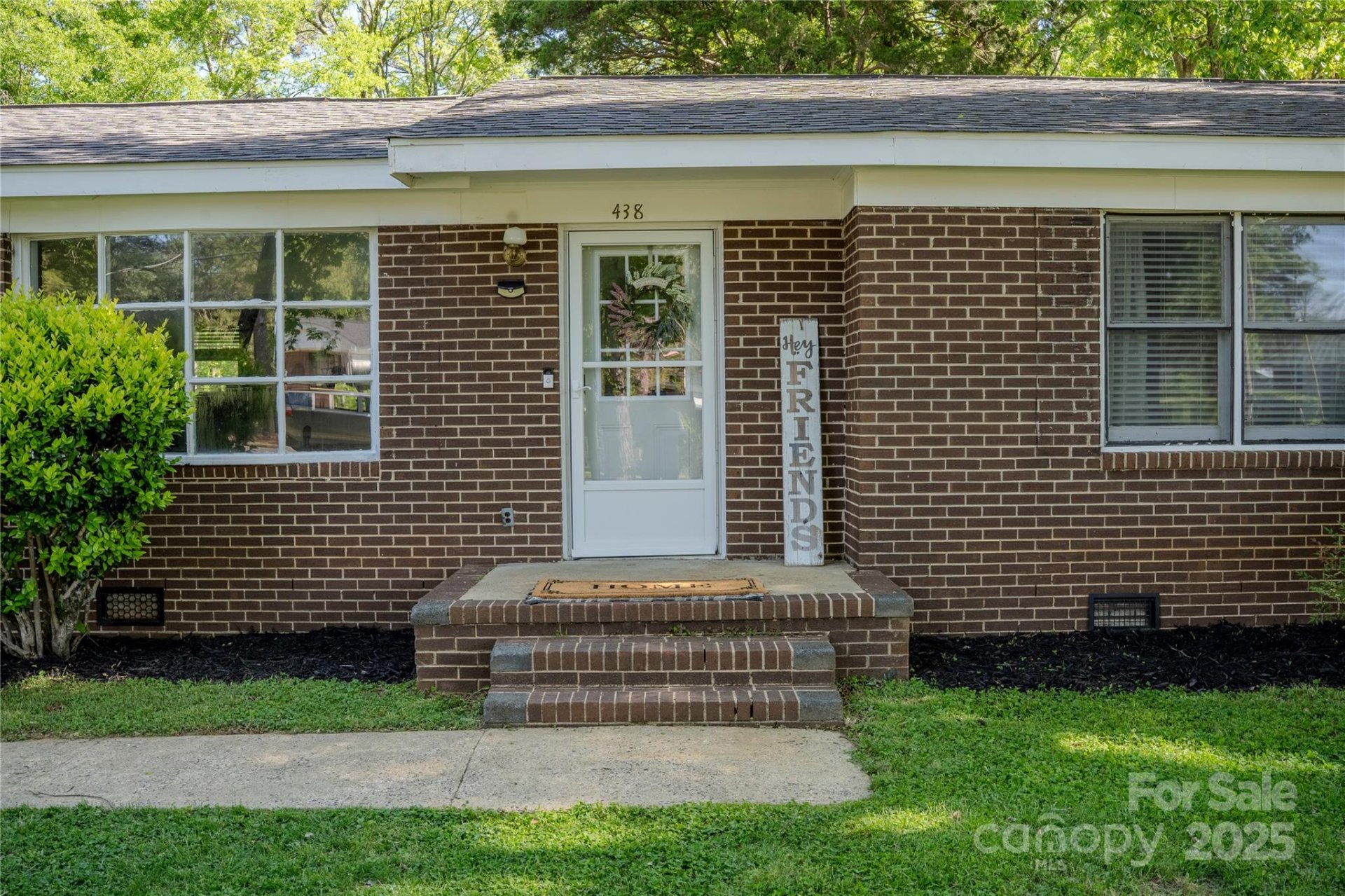 438 Starcrest Circle