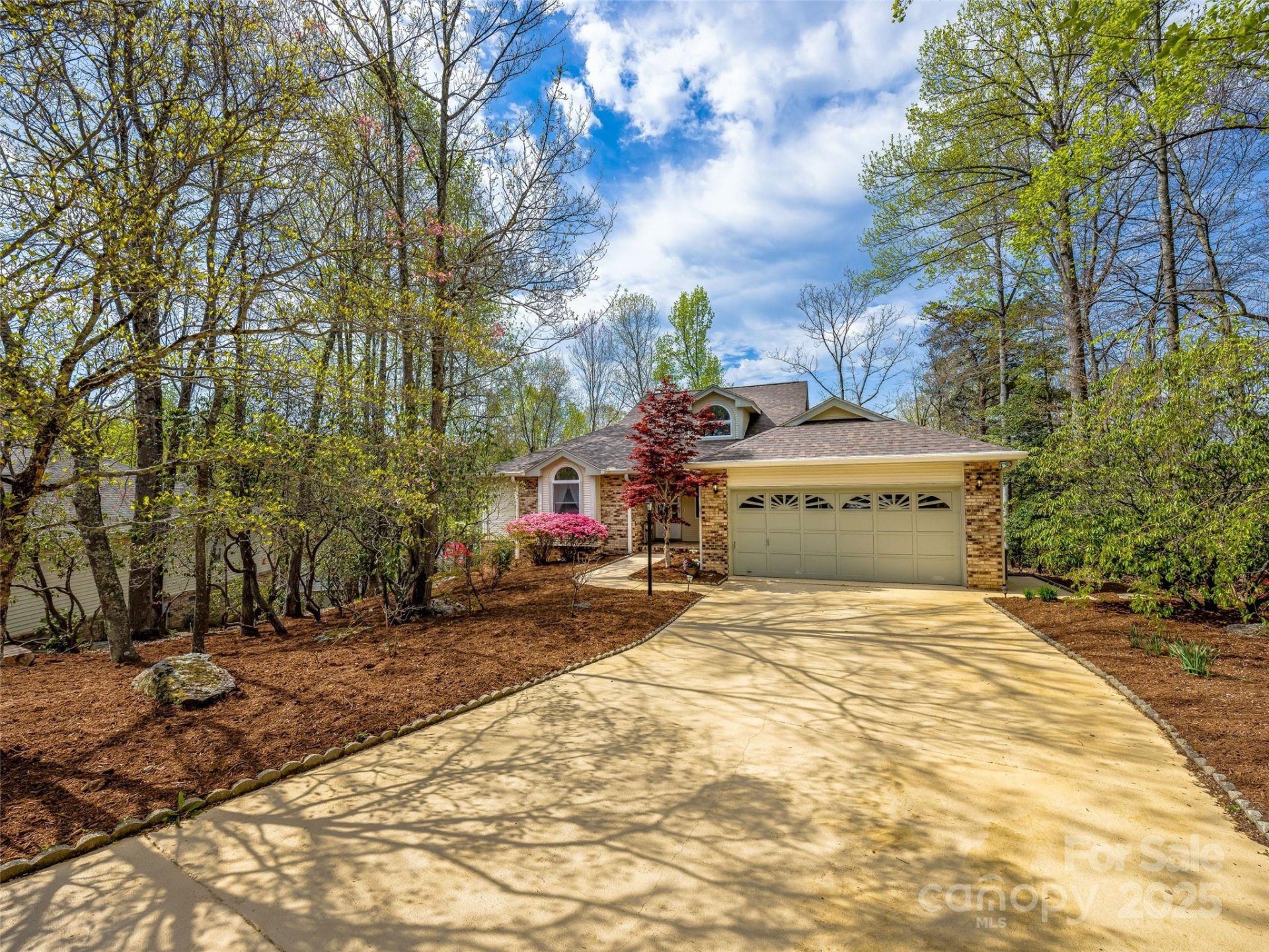 Property image 2 at 103 Brewster Circle, Hendersonville, NC 28791