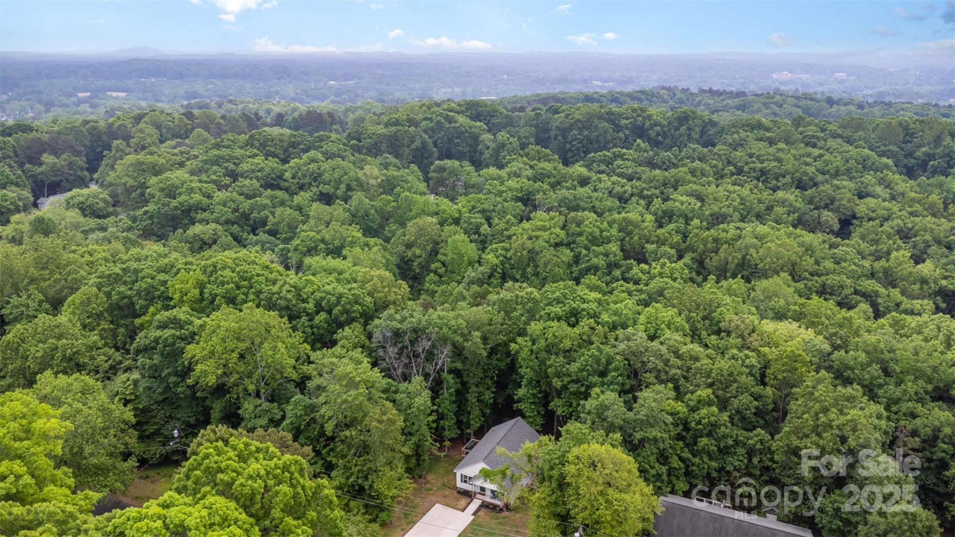Property image 3 at 409 Woodcrest Lane, Albemarle, NC 28001