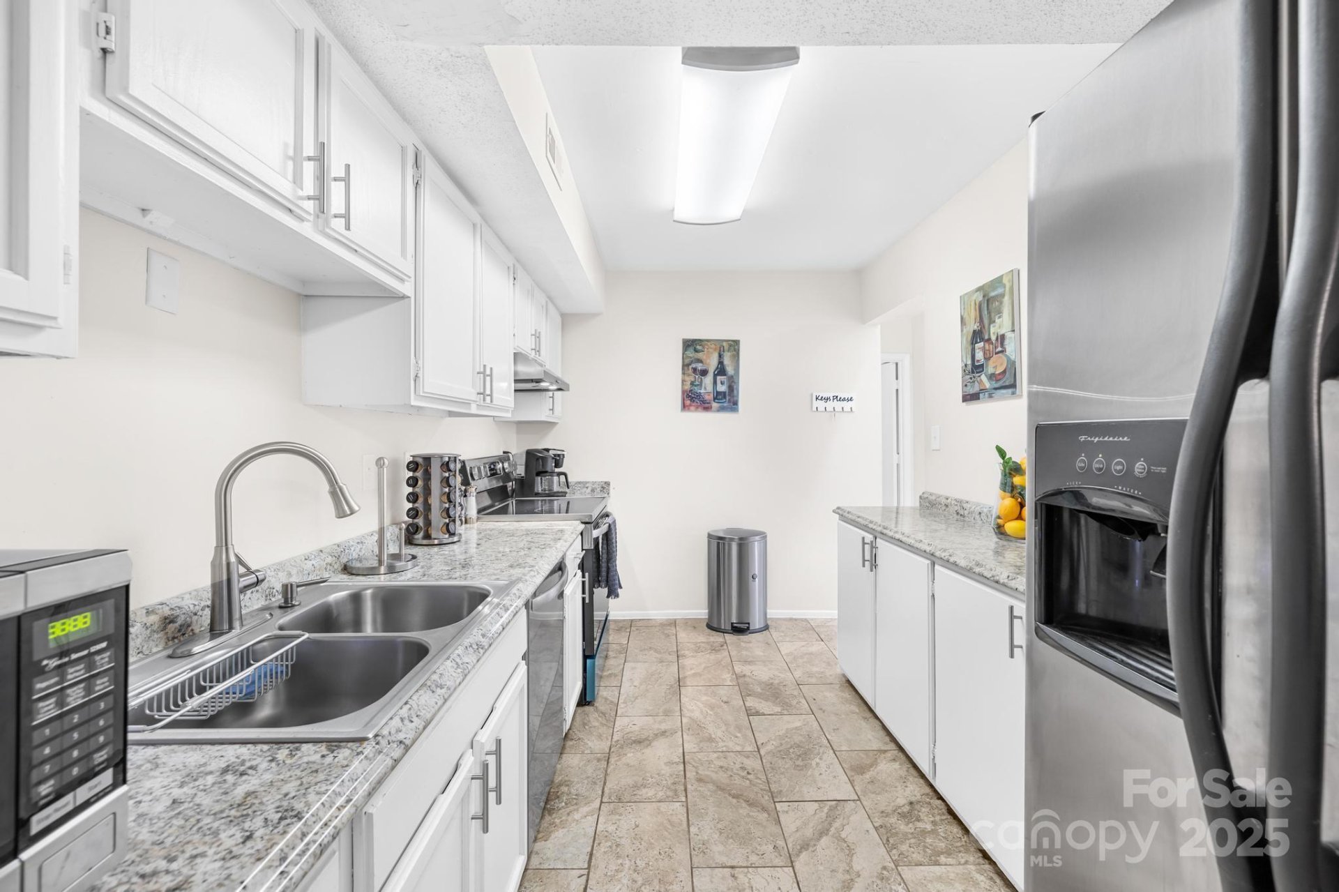 Property image 3 at 7407 Mystic Lane, Charlotte, NC 28227