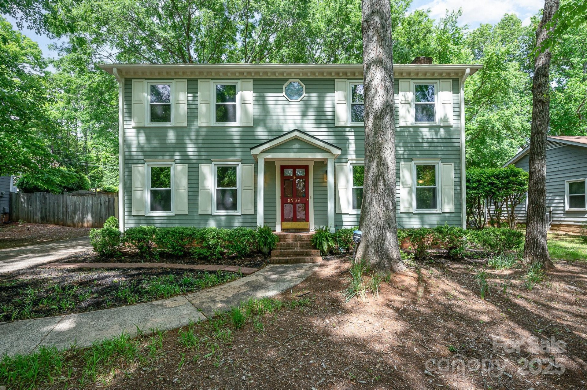 Property image 2 at 8936 Rittenhouse Circle, Charlotte, NC 28270