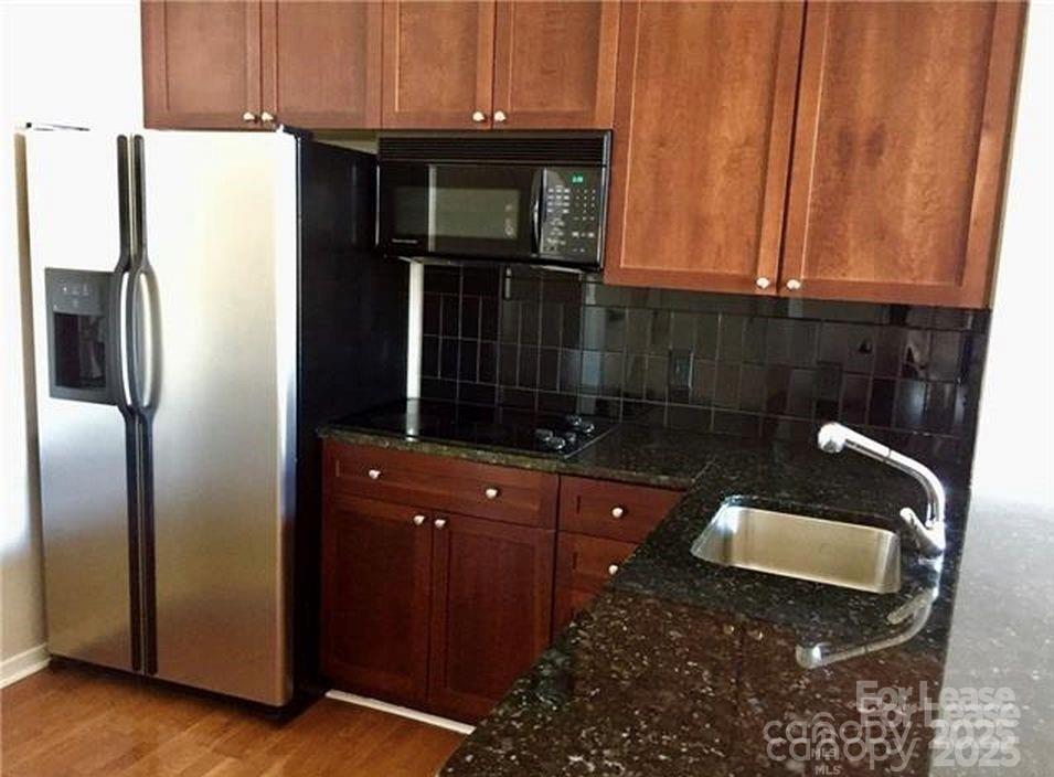 Property image 3 at 2125 Southend Drive, Charlotte, NC 28203