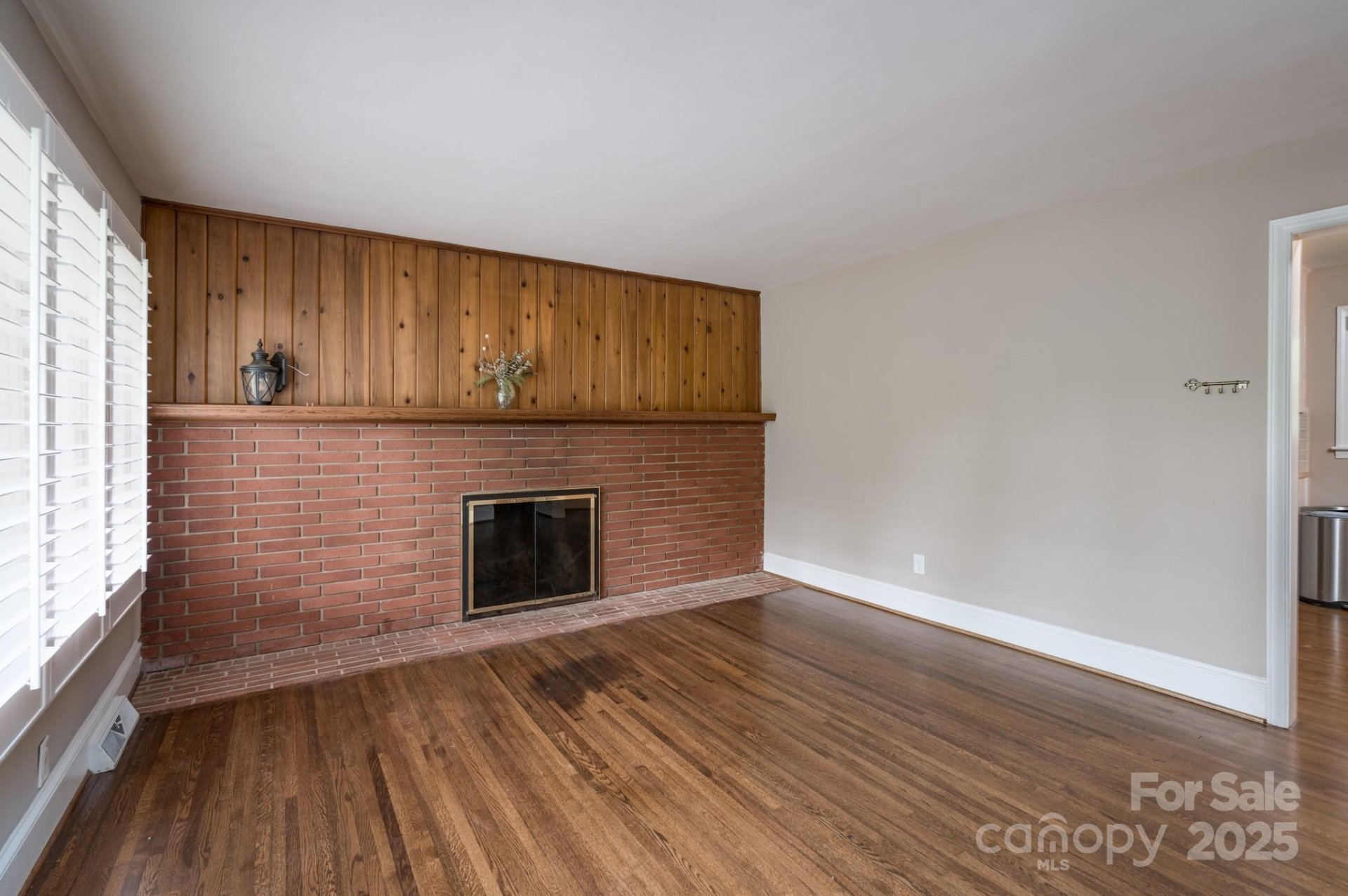 Property image 4 at 4920 Raymond Place, Charlotte, NC 28205