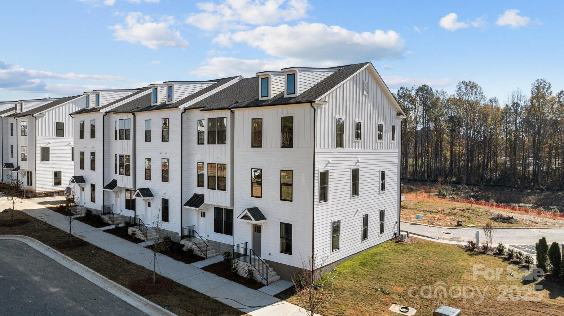 Property image 3 at 15370 Ballancroft Parkway, Charlotte, NC 28277