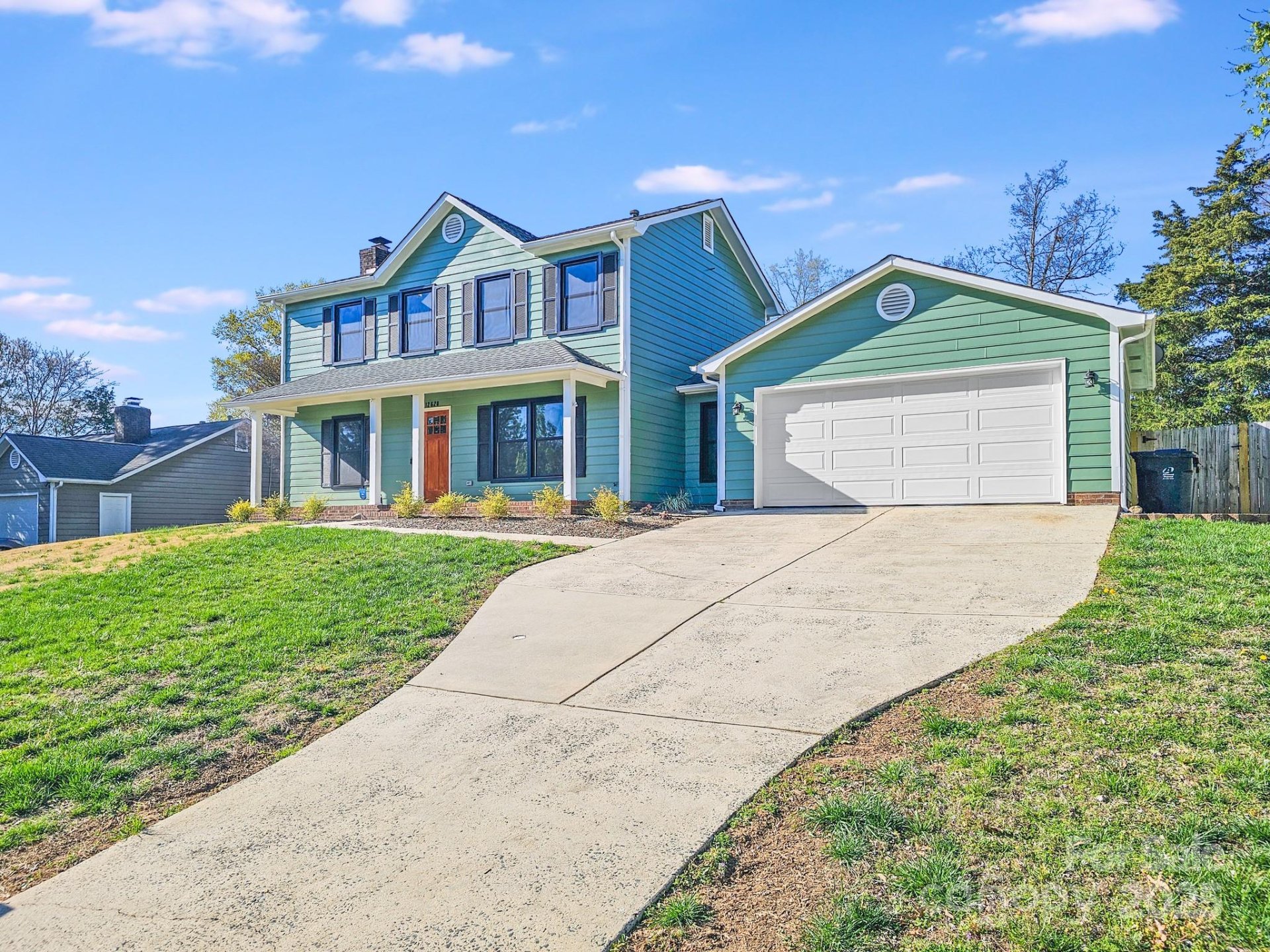 Crown Ridge, Huntersville Community