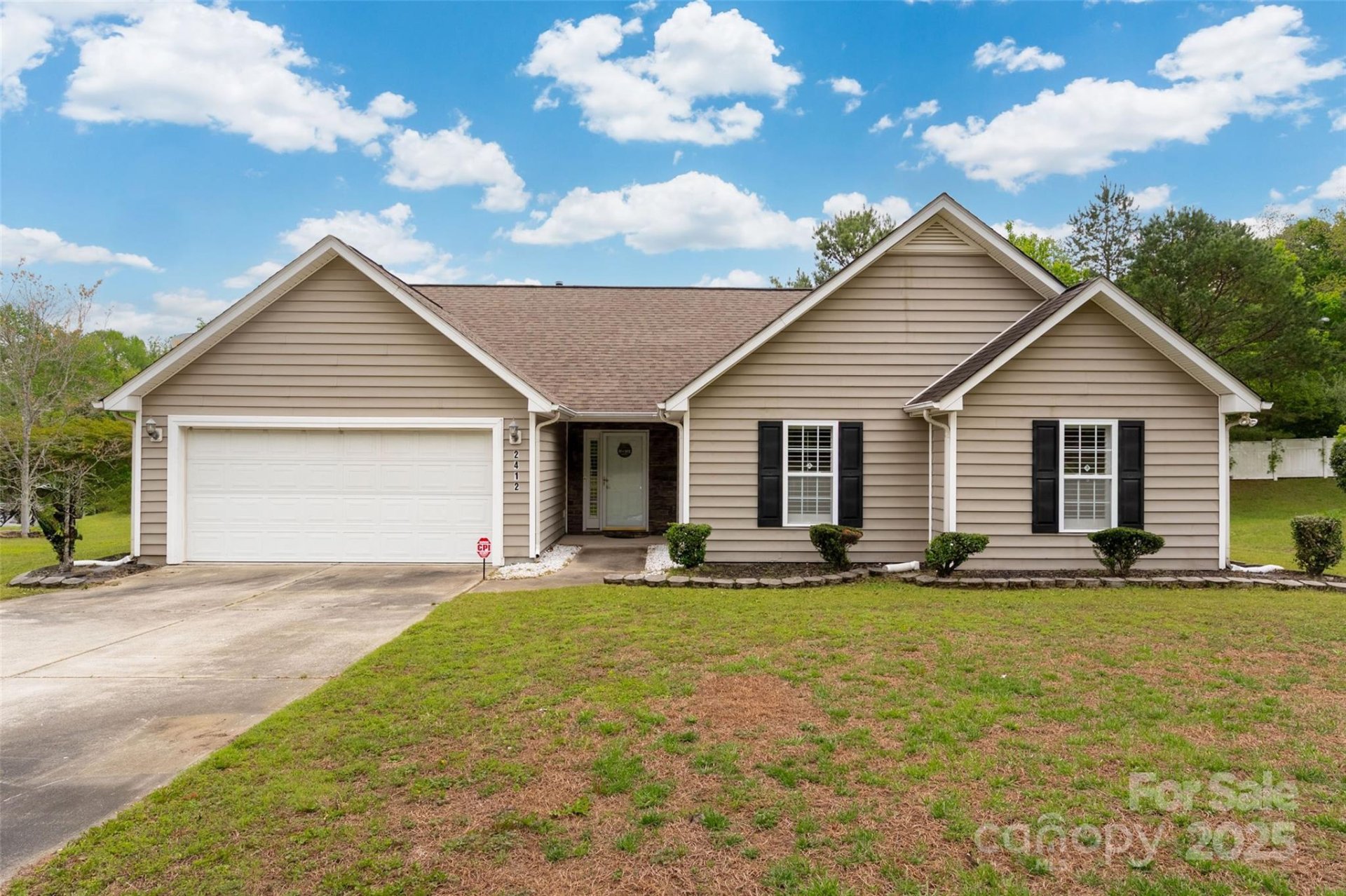 Property image 1 at 2412 Laura Drive, Charlotte, NC 28212