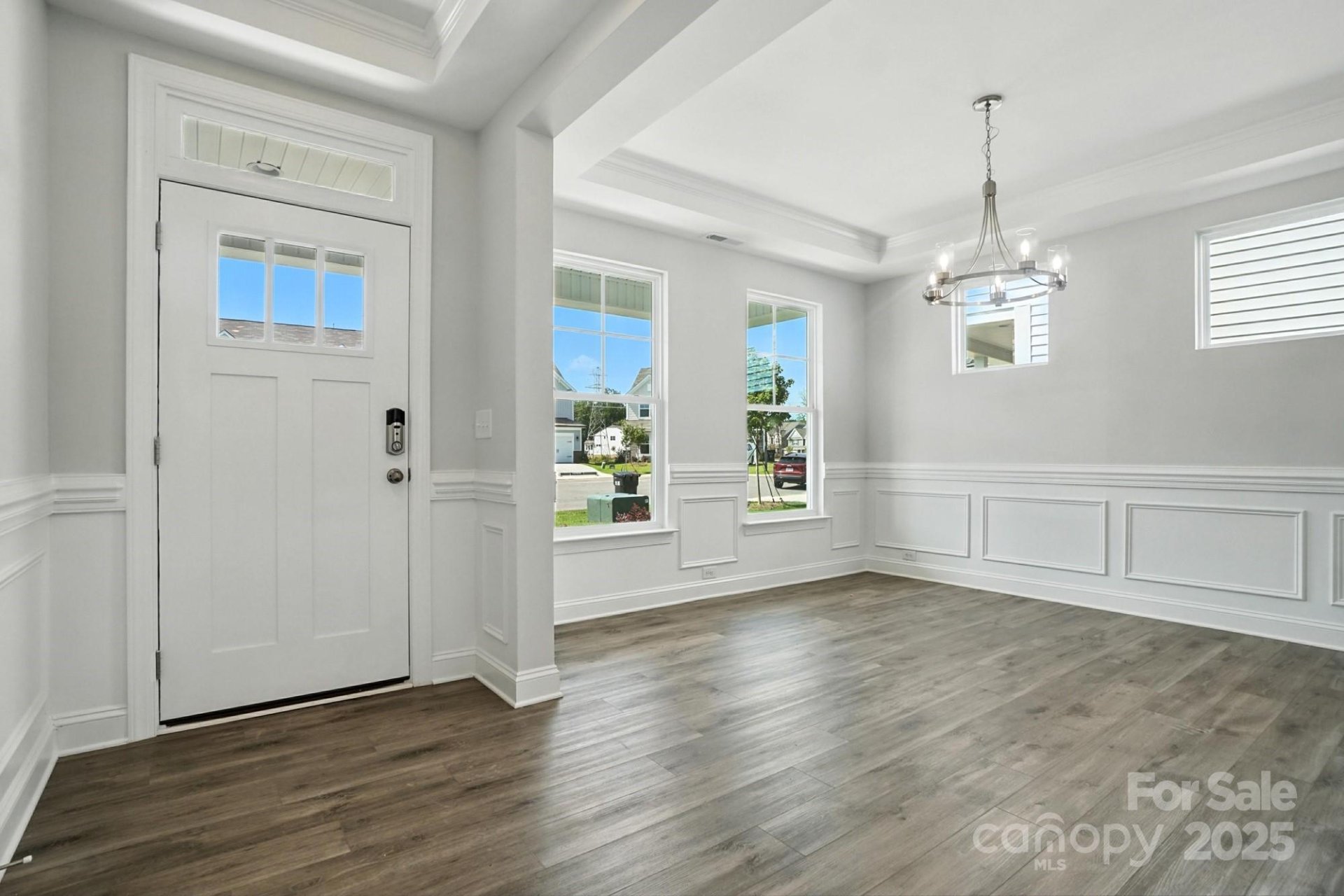 Property image 3 at 2012 Embassy Court, Charlotte, NC 28213