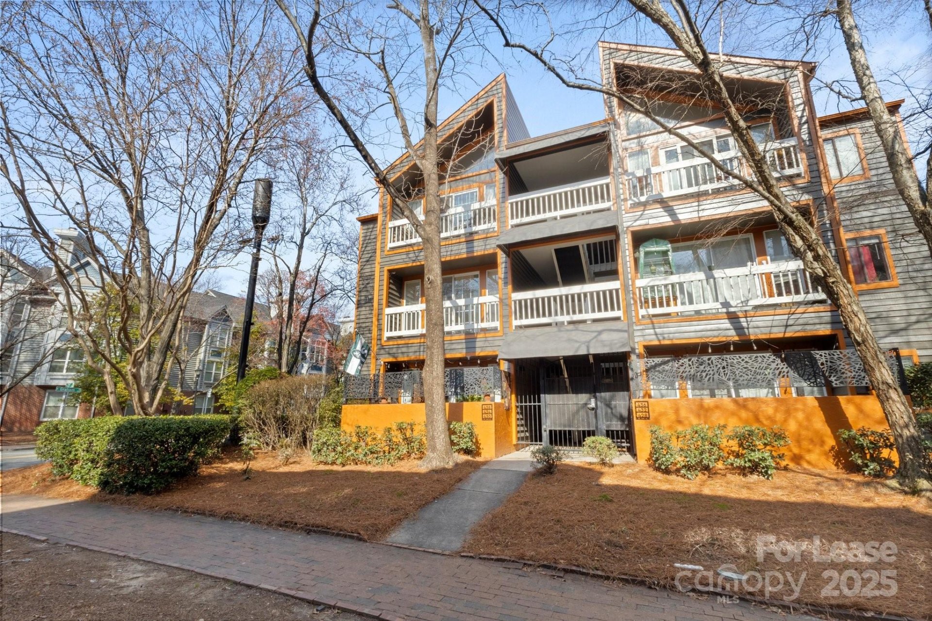 Property image 1 at 434 W 8th Street, Charlotte, NC 28202
